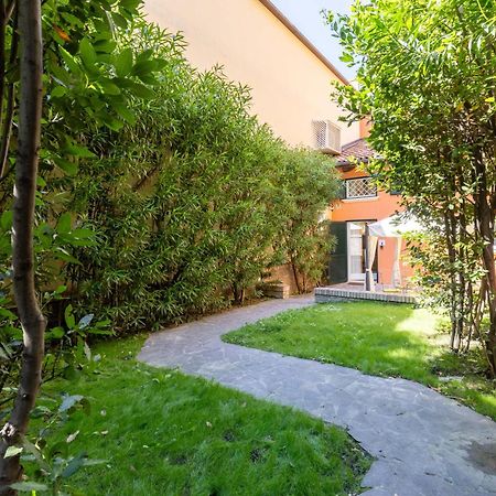 Isaia Garden -Private Garden Spa Bath Bolognarooms Bagian luar foto